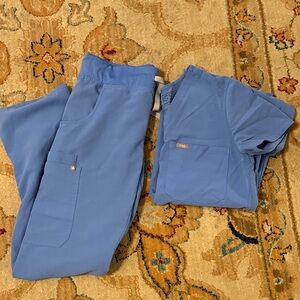 Ceil Blue Figs Scrub Set